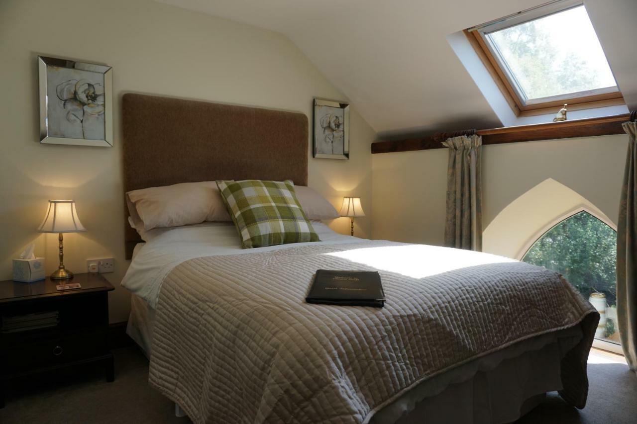 Chapel Croft Guest House Biddulph  Exteriör bild