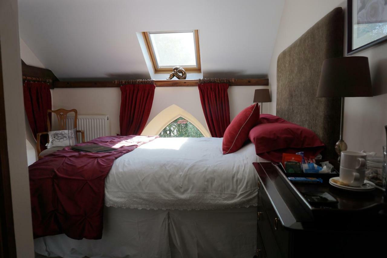 Chapel Croft Guest House Biddulph  Exteriör bild