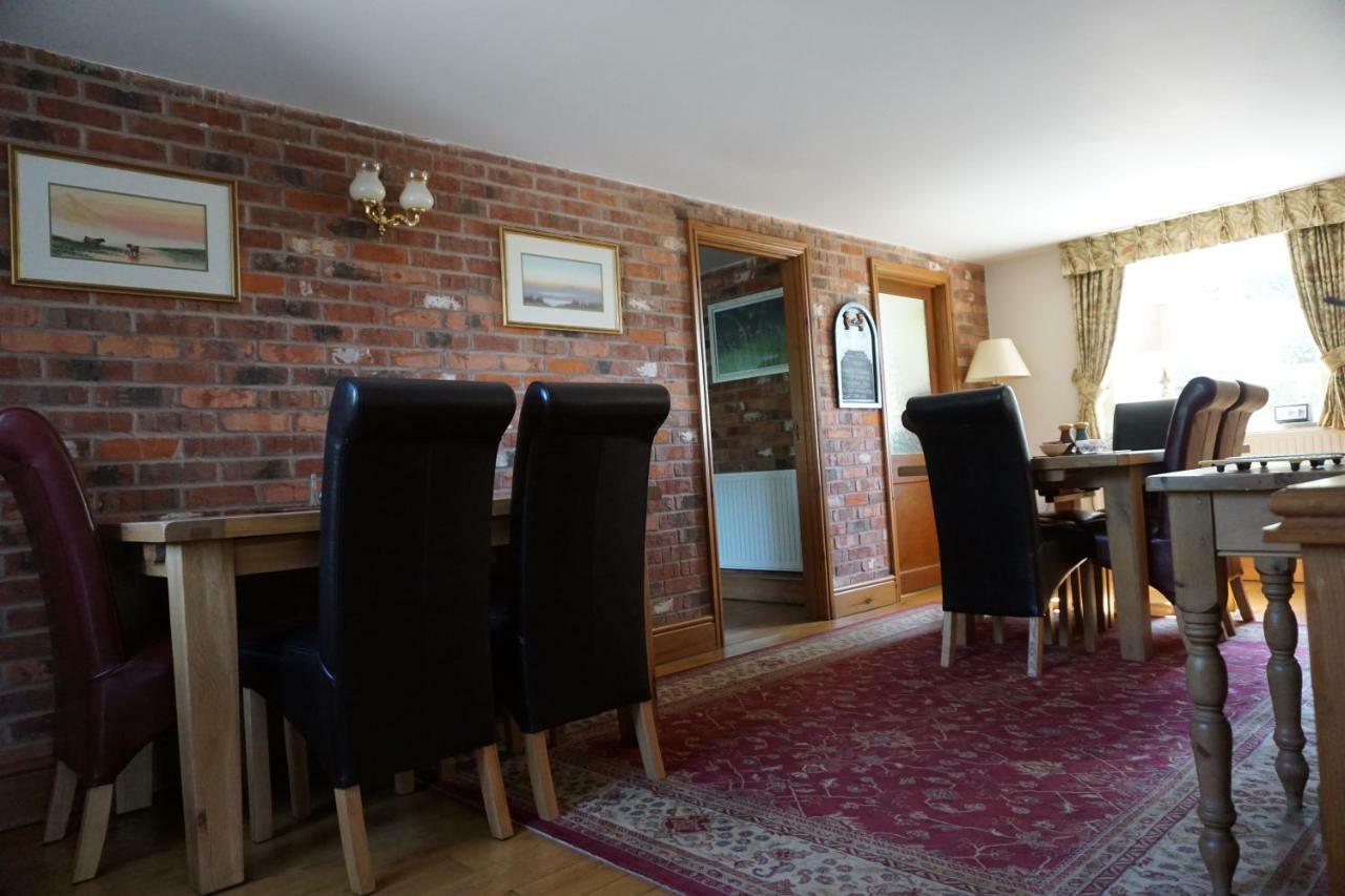 Chapel Croft Guest House Biddulph  Exteriör bild